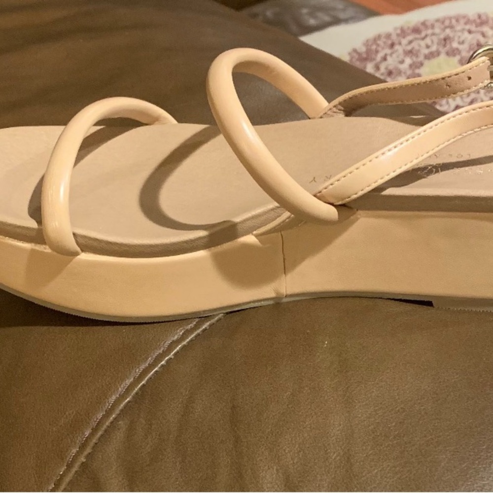 Chinese Laundry Cream Sandals with Sleek Straps